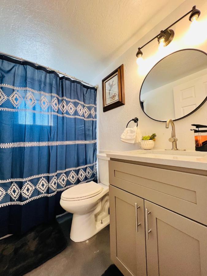 Los Casita Azul- Cozy Blue House Villa Los Lunas Exterior photo